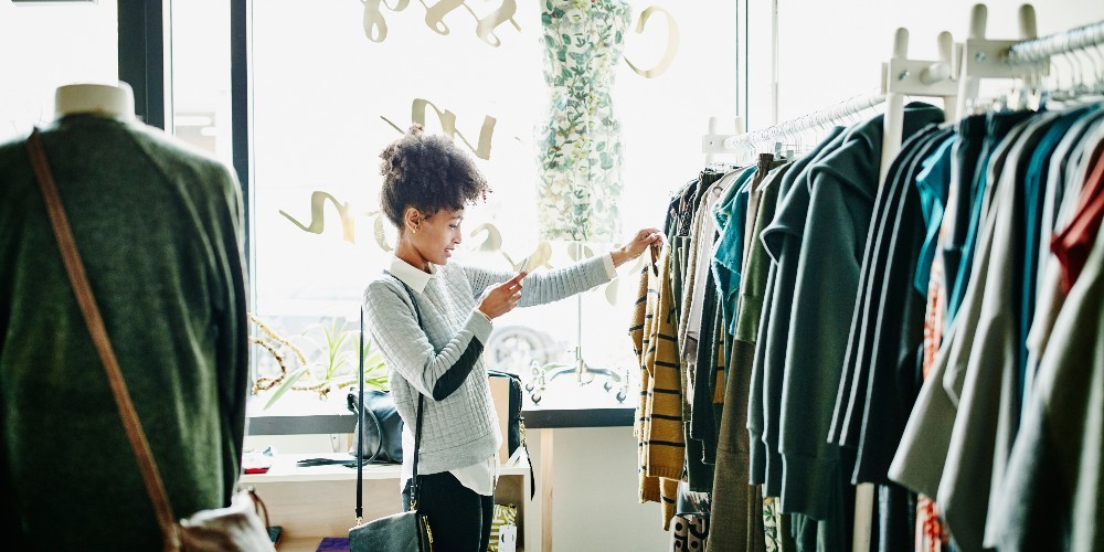 How to Start a Clothing Boutique Business